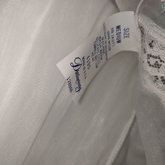 2 piece DreamAway vintage gown/robe set M - Picture 16 of 16